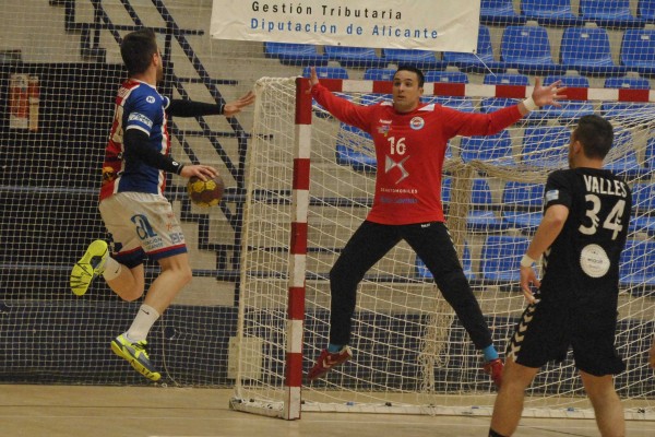 Agustinos ya mira de reojo al 'play-off'