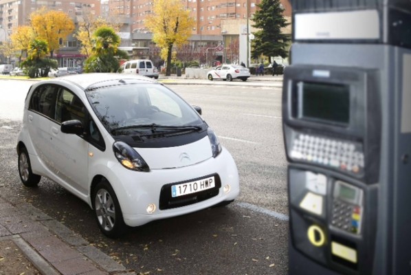 El Citroën C-Zero y el Berlingo Electric aparcan gratis