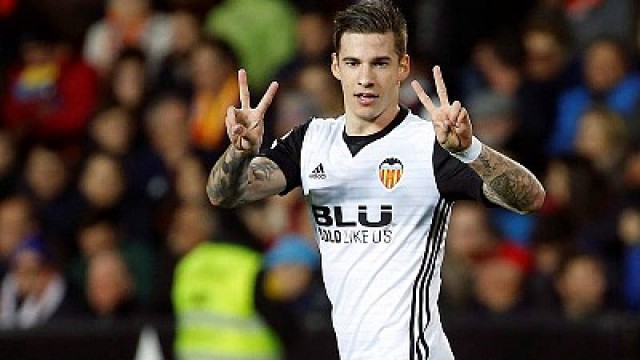 Santi Mina celebra su centenario particular