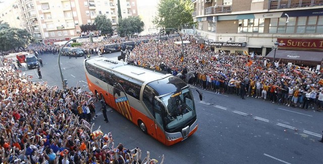 Mestalla se engalana para una 'gran' noche