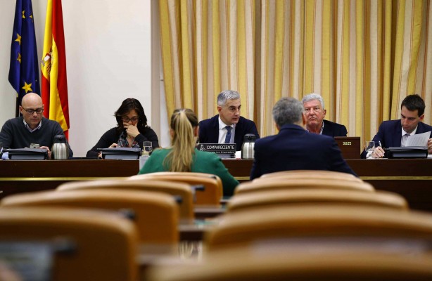 Ricardo Costa pide perdón ante el Congreso por la financiación ilegal del PP que no denunció
