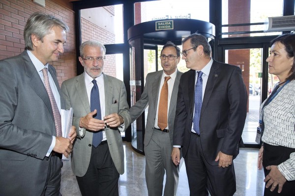 Presentación del Club de Mentores de la Facultad de Economía (Fotos: MARGA FERRER)