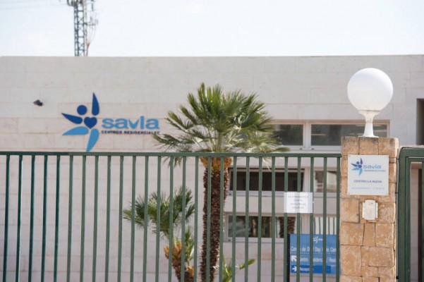 Savia (Enrique Ortiz) no sale tan bien parado en Alicante con el reparto de plazas públicas en residencias