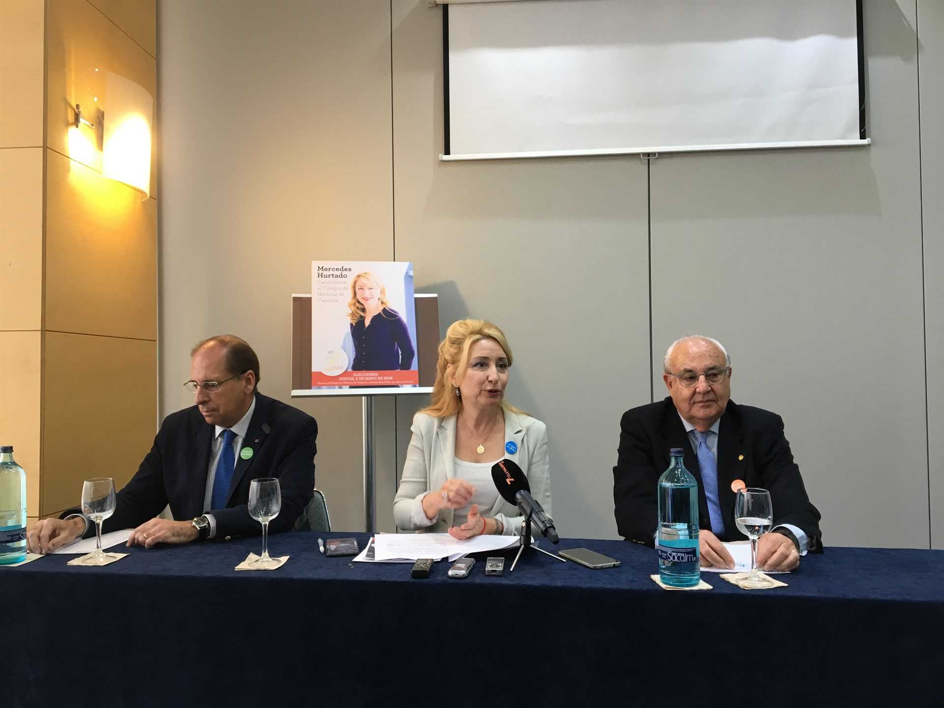 'Me gusta ser médico' y una junta con siete mujeres, la campaña de Hurtado en el Colegio de Médicos

