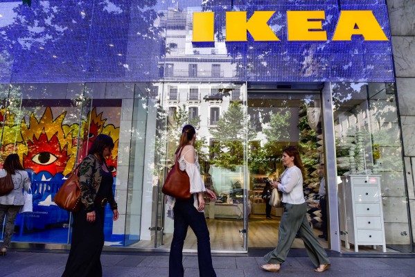 Ikea amplía la baja por paternidad hasta las siete semanas


