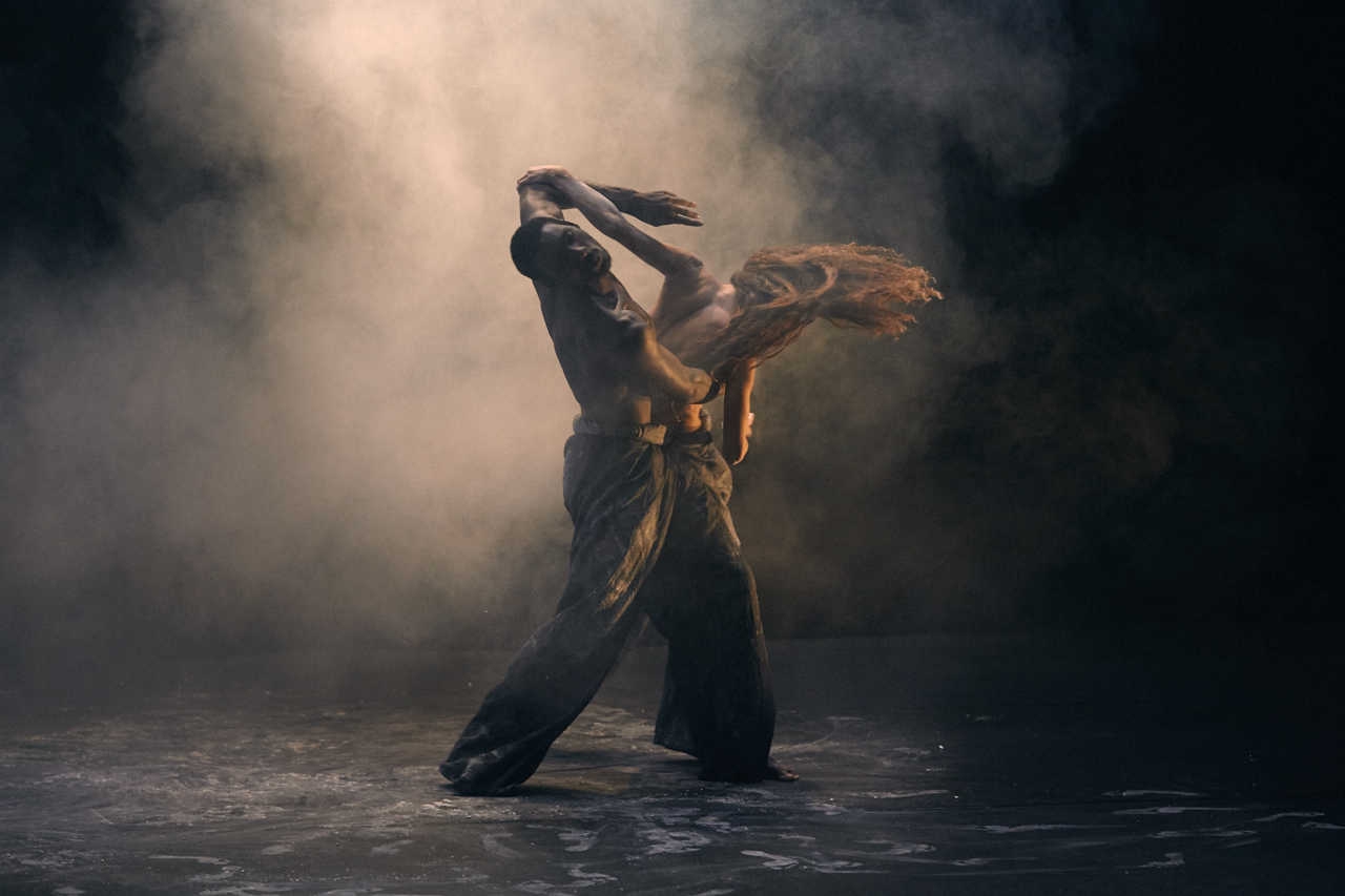 Dansa València porta a l'escenari 'Lo inevitable', una obra sobre les identitats viscerals