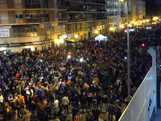 Mestalla no falla en el recibimiento al equipo
