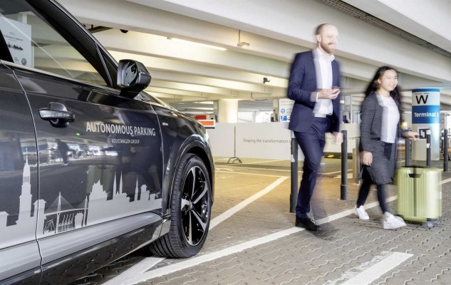 Los primeros vehículos del grupo Volkswagen con sistema de estacionamiento autónomo llegarán en 2020