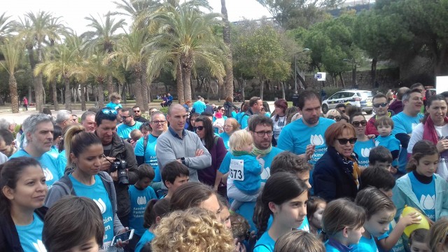 Doscientos corredores participan en la marcha solidaria por el Parkinson