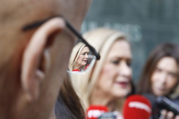 El 'caso Cifuentes' hace crujir al PP con un debate interno que puede alargarse hasta mayo

