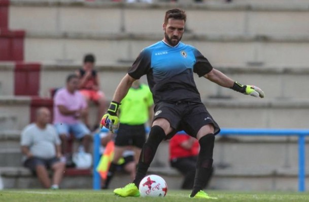 Falcón se convierte en el portero con más partidos en historia del Hércules