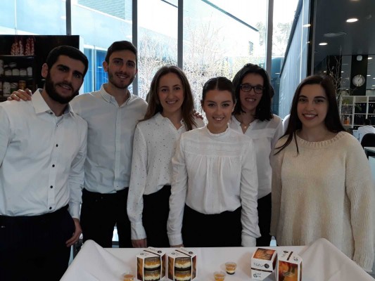 Estudiantes de la UPV logran el segundo puesto de Ecotrophèlia con un postre de tofu y algas 