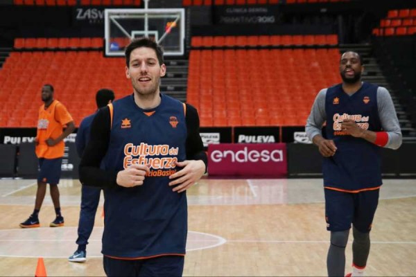 Valencia Basket vuelve al trabajo sin Pleiss, Vives y Sastre