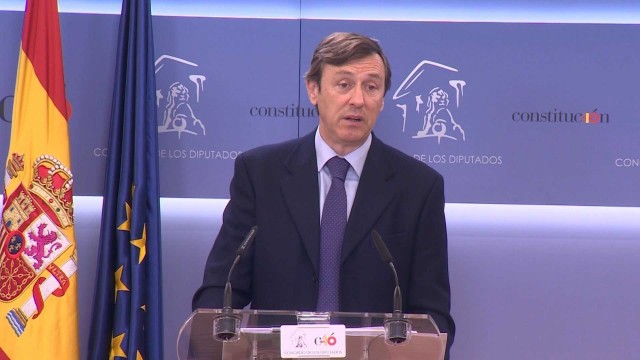 El PP pide a Cantó que dimita de la Comisión Anticorrupción porque su caso es 