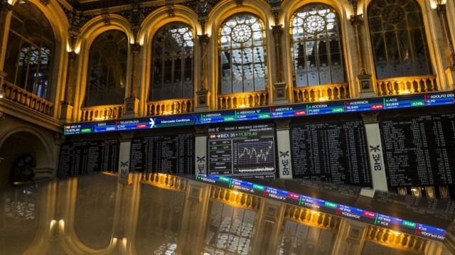 El Ibex 35 coge velocidad a media sesión y sube más del 3,5%