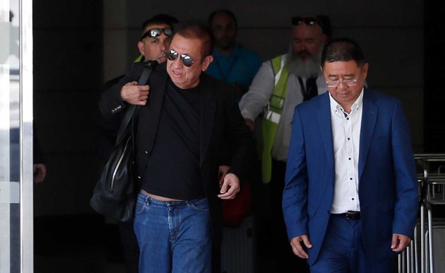 Peter Lim aterriza en Manises