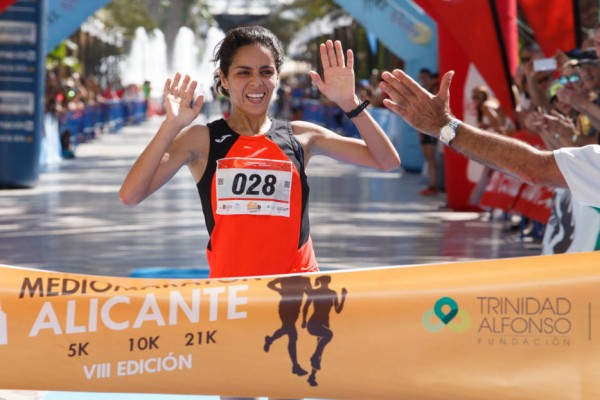 Prevén más de 3.000 participantes en el IX Medio Maratón Aguas de Alicante

