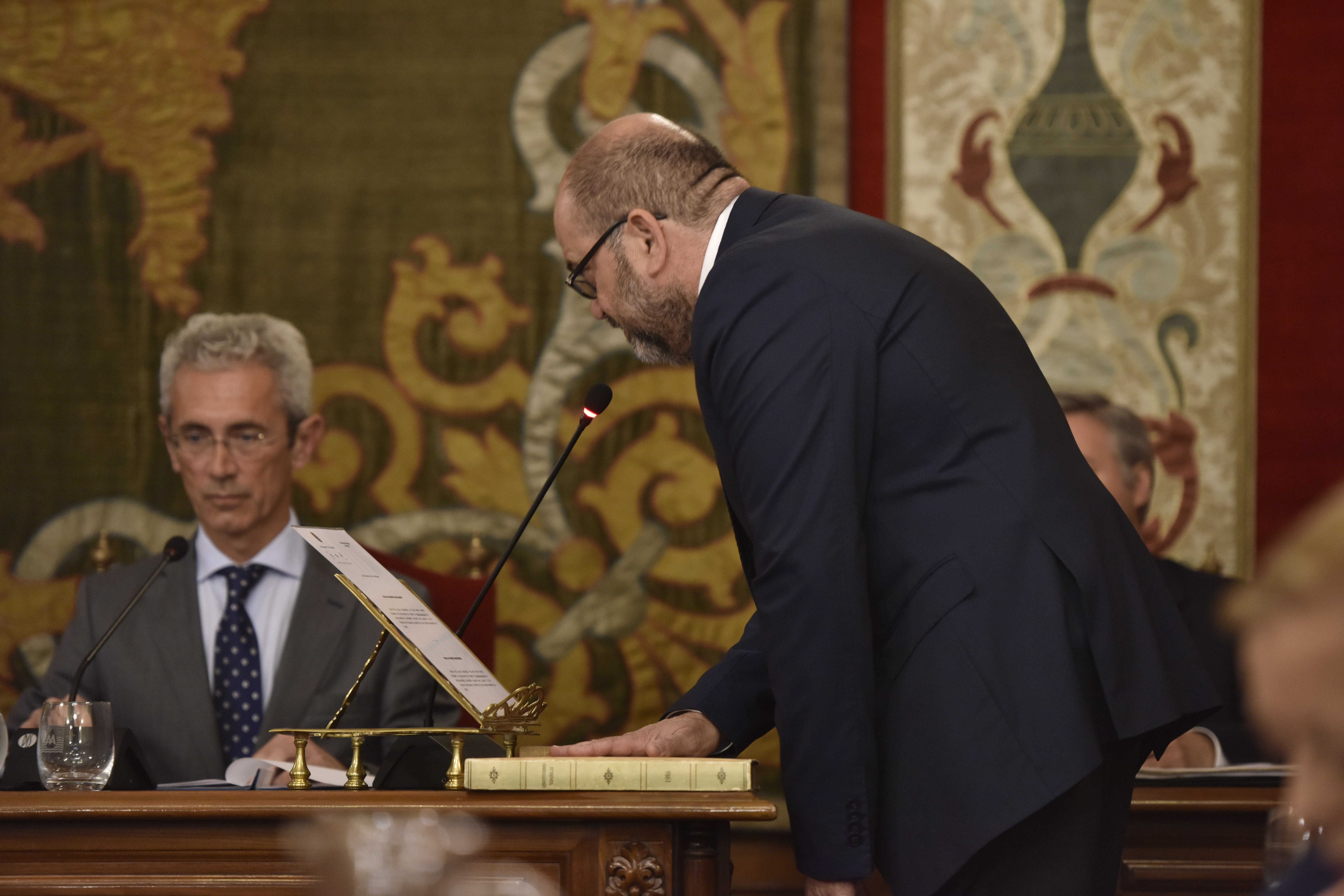 El nuevo concejal del grupo socialista, Miguel Castelló. Foto: RAFA MOLINA - 