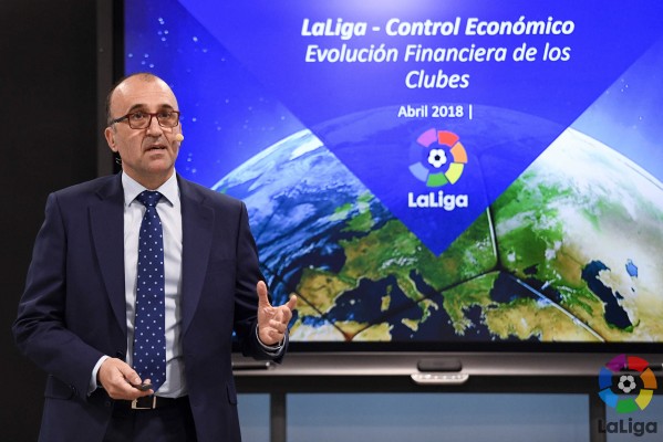 Javier Gómez (LaLiga) anima a los clubes de fútbol españoles a salir a cotizar a bolsa