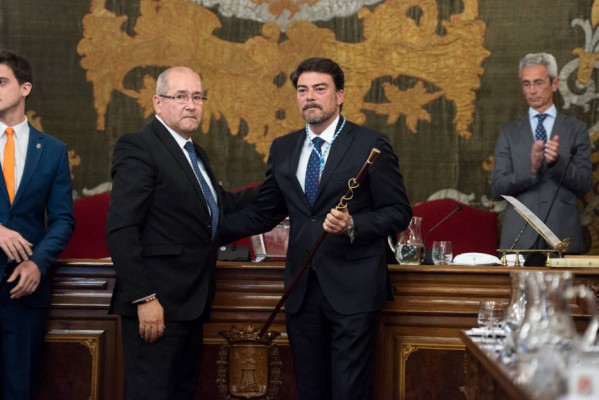 Arranca el Gobierno del PP en Alicante: esta es la hoja de ruta del alcalde Barcala hasta 2019