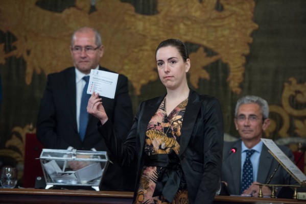 Belmonte altera la mayoría y cruza la línea hacia el transfuguismo por despecho y un sueldo