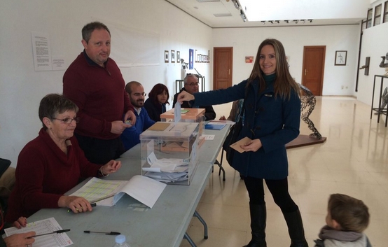 Así votan los candidatos y líderes políticos