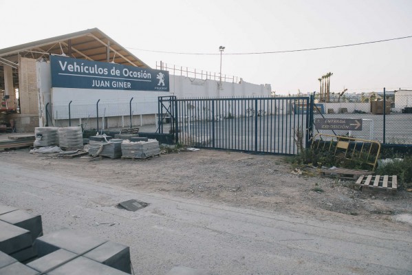 El Parque Central enfila su recta final una vez liberado el espacio del concesionario 