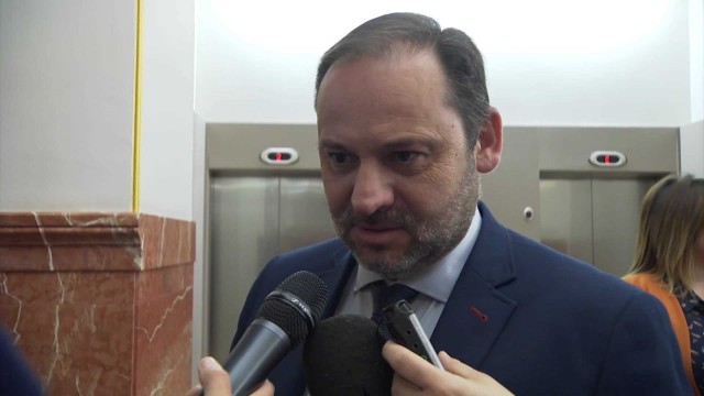 Ábalos achaca la vuelta del PP a Alicante al transfuguismo y a la ausencia de Ciudadanos