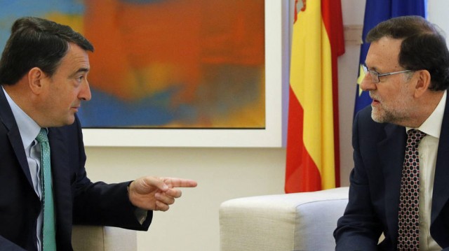 Rajoy convence a PNV y Foro pero le quedan aún seis enmiendas a la totalidad a los Presupuestos