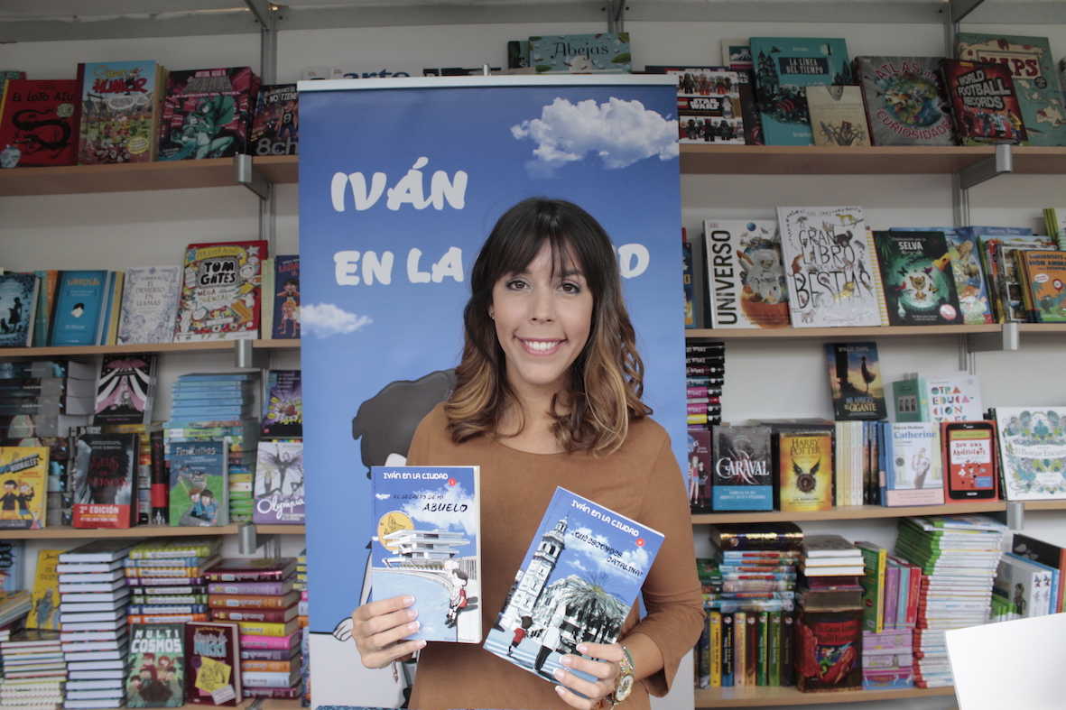 La editorial Sargantana lidera las firmas de autores valencianos durante la Fira del Llibre