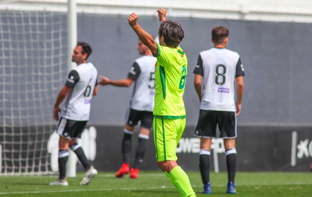 El Elche mantiene sus opciones de ser segundo