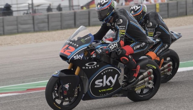 Bagnaia vence con autoridad y es nuevo líder
