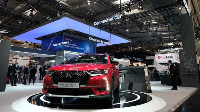 Grupo PSA muestra el DS 7 Crossback
