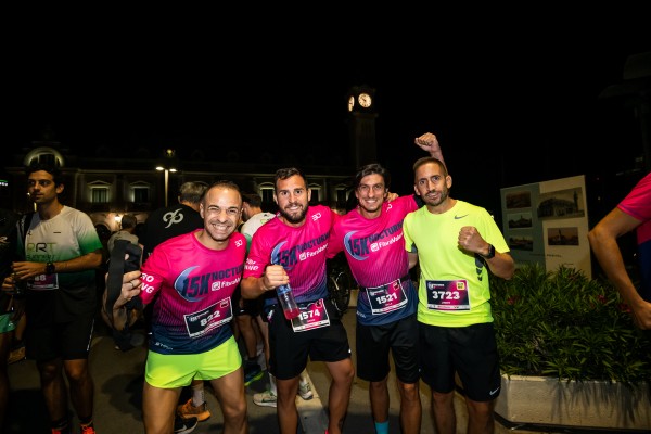 Las mejores imágenes de la 15K Nocturna Valencia (Fotos: 15K Nocturna FibraValencia)