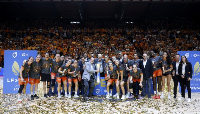 Las mejores imágenes del título de LF Endesa de Valencia Basket (Fotos: Miguel Ángel Polo)
