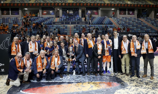 El Valencia Basket se proclama campeón de la Copa de la Reina (Fotos: Miguel Ángel Polo)