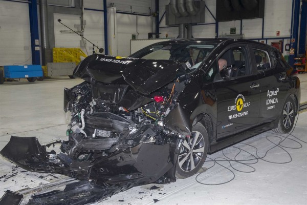 El nuevo Nissan Leaf se convierte en el primer 100% eléctrico con las cinco estrellas de Euro NCAP
