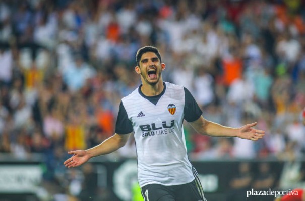 Fichar a Guedes está muy bien pero hacen falta más jugadores