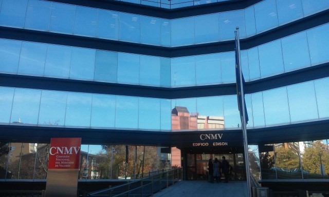 La CNMV ha recibido 180 'chivatazos' en su buzón de denuncias anónimas que abrió en enero