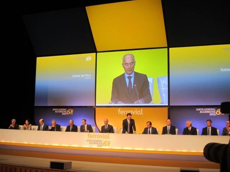 Ferrovial se cubre las espaldas y provisiona 236 millones por un contrato en Reino Unido 