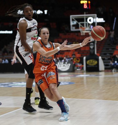 La presión puede con el Valencia Basket en el primer partido (60-66)