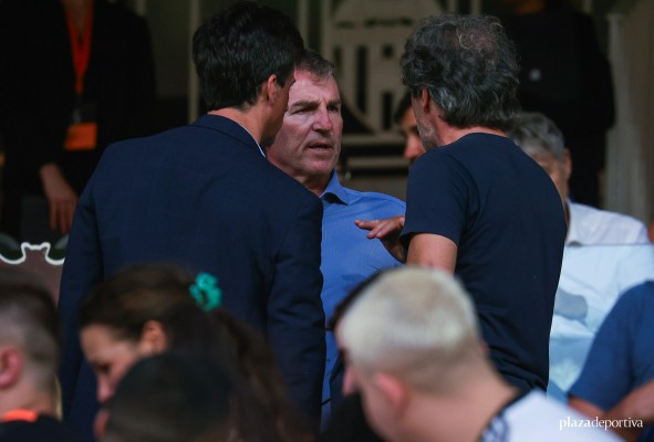 Las mejores imágenes del Valencia - Aston Villa en el Trofeu Taronja (Fotos: Carla Cortés)