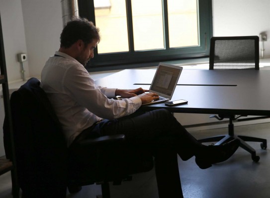 Los salarios más altos de la Comunitat Valenciana multiplican 9,5 veces los más bajos, según Adecco