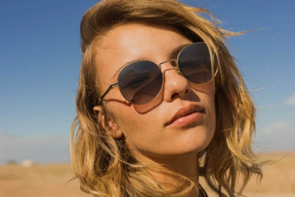 Hawkers adapta sus gafas a la fisionomía asiática y se posiciona en China de la mano de Alibaba