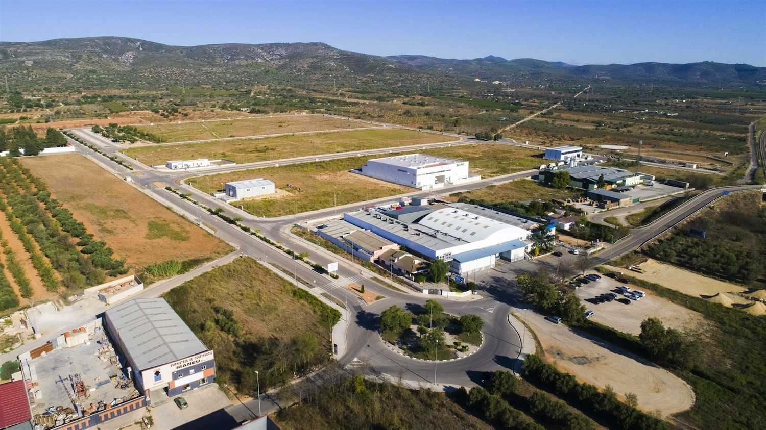 El Ivace adjudica a la empresa Agrotorrasa 2.300 metros de suelo industrial en Alcalà de Xivert