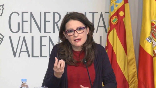 Oltra admite retrasos en las respuestas al Síndic y culpa a Montoro de la 