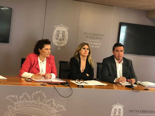 El PSOE enmienda los Presupuestos Generales con medidas por 55 millones y exige compromiso al PP