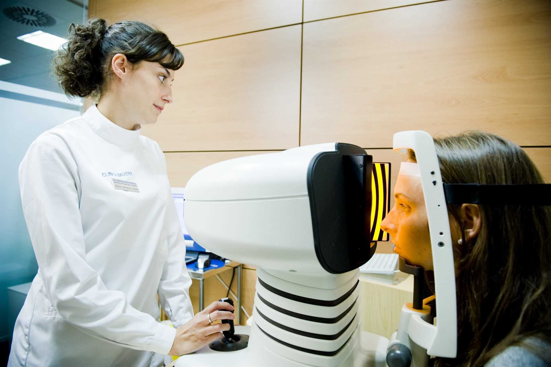 Clínica Baviera gana un 52% más hasta marzo y vende casi un 15% más