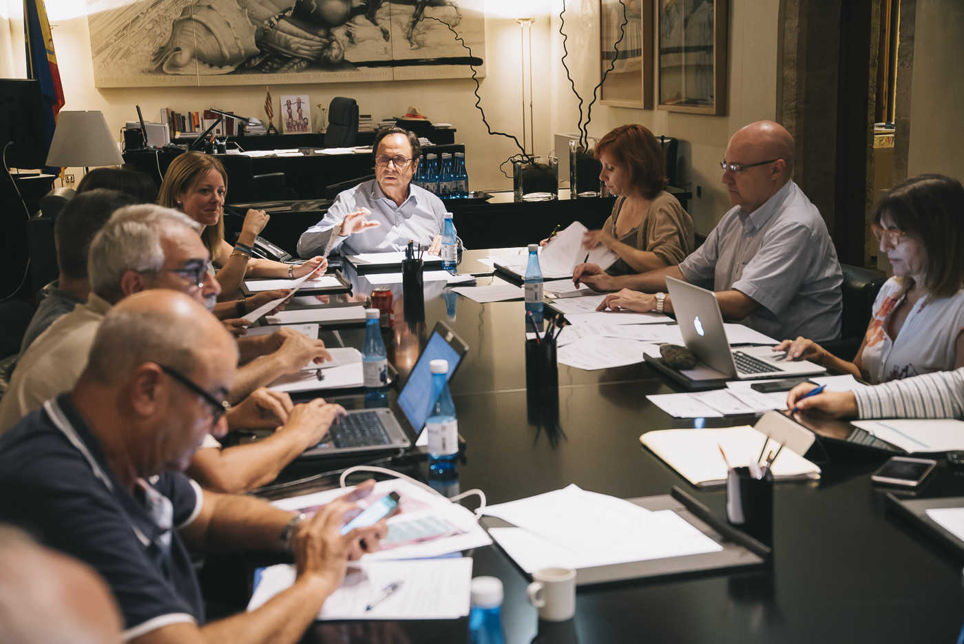 El conseller de Hacienda, Vicent Soler, en una reunión con los altos cargos de su departamento. Foto: KIKE TABERNER - 