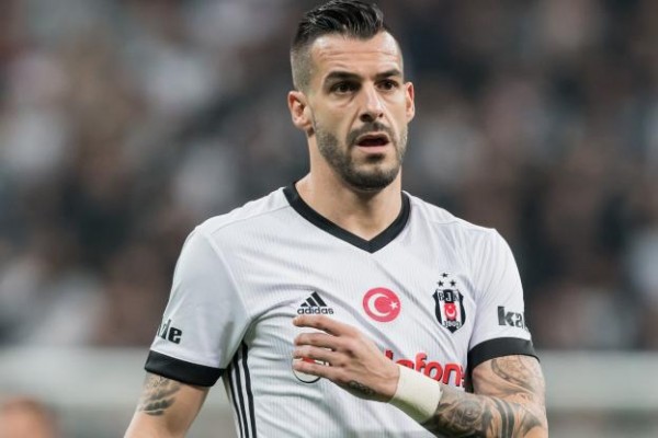 La sicav de Álvaro Negredo acusa la caída de las bolsas en el primer trimestre